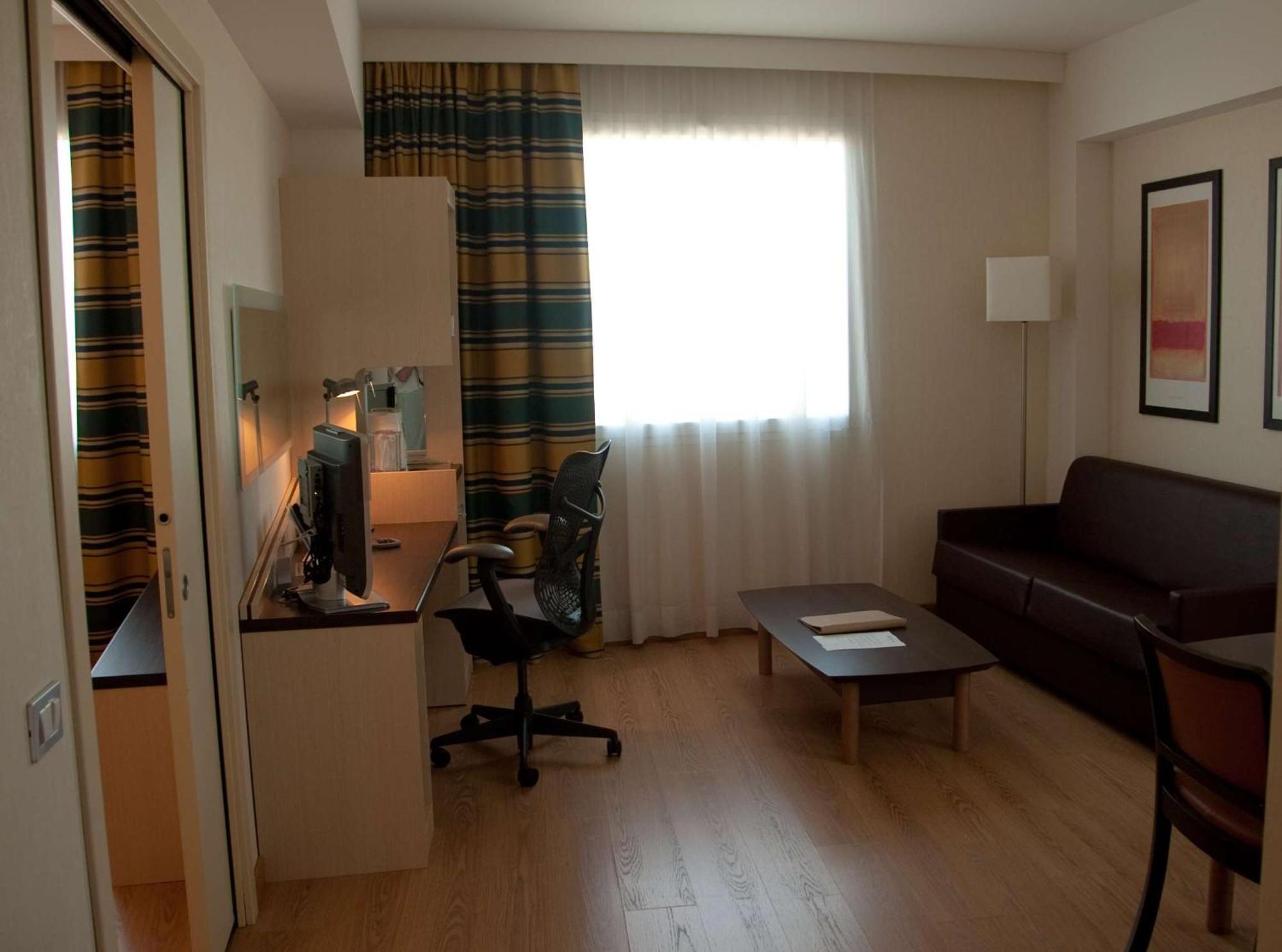 Hilton Garden Inn Rome Airport Fiumicino Ngoại thất bức ảnh