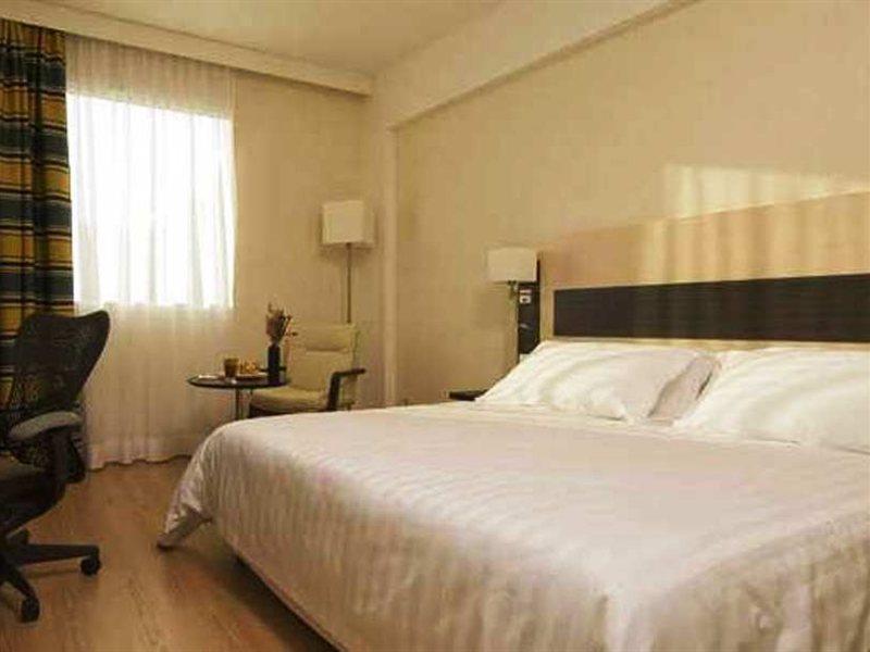 Hilton Garden Inn Rome Airport Fiumicino Ngoại thất bức ảnh
