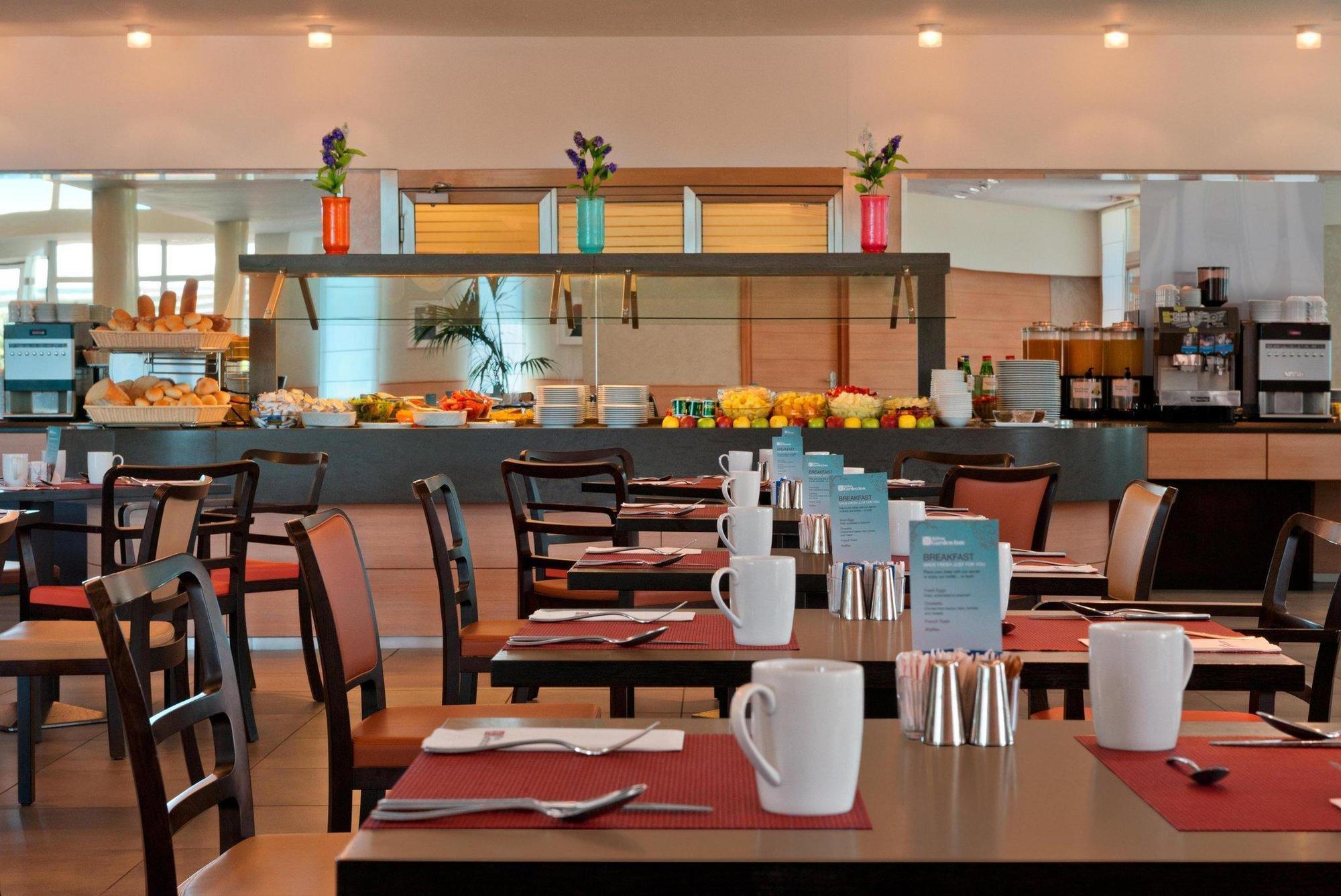 Hilton Garden Inn Rome Airport Fiumicino Ngoại thất bức ảnh