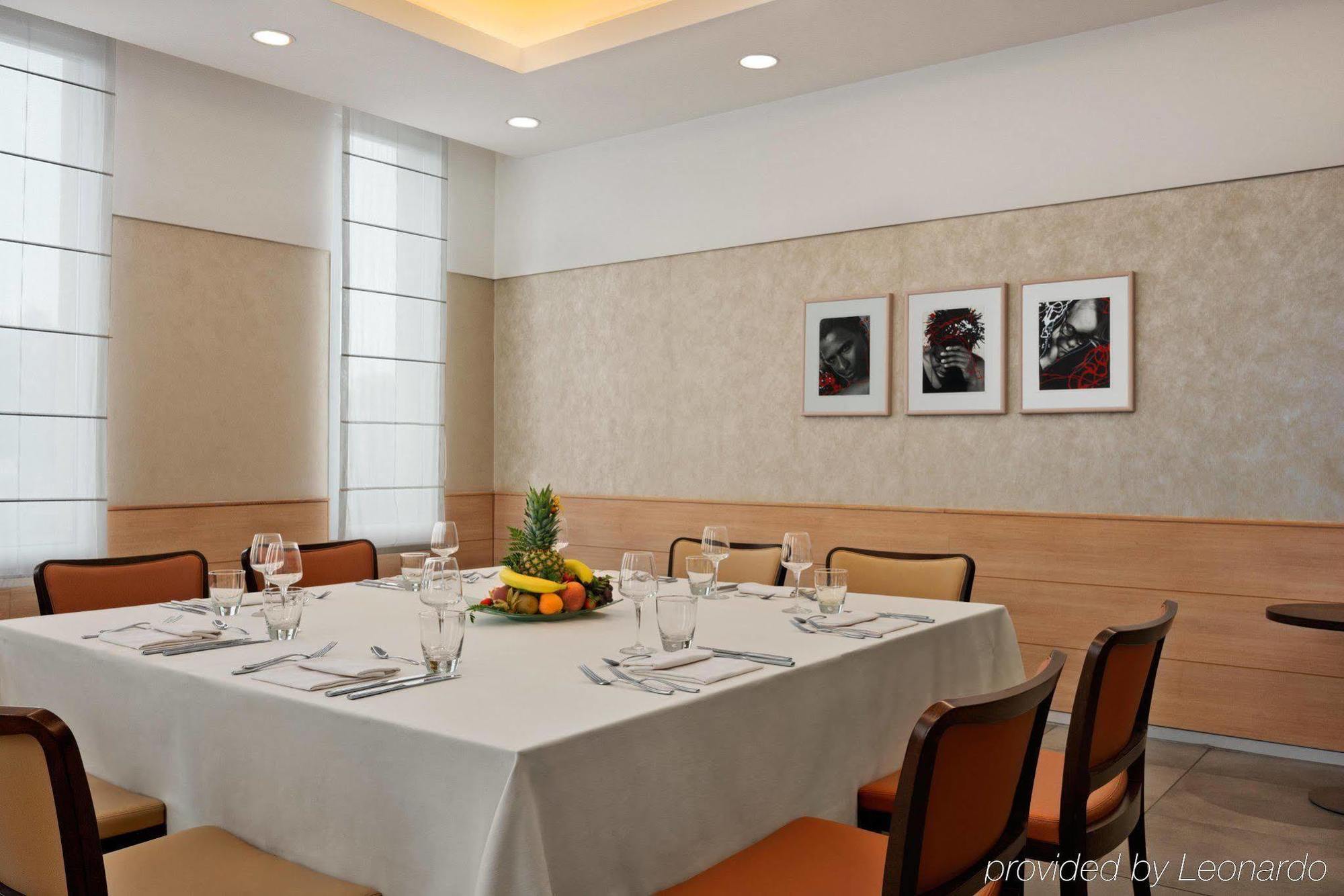Hilton Garden Inn Rome Airport Fiumicino Ngoại thất bức ảnh